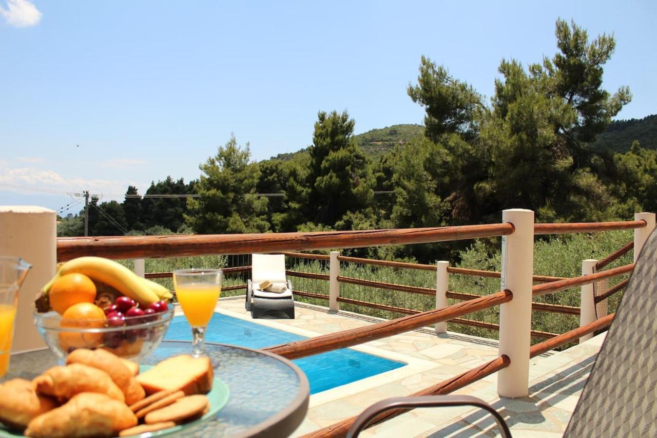 Villa Tenedos Скопелос Екстериор снимка